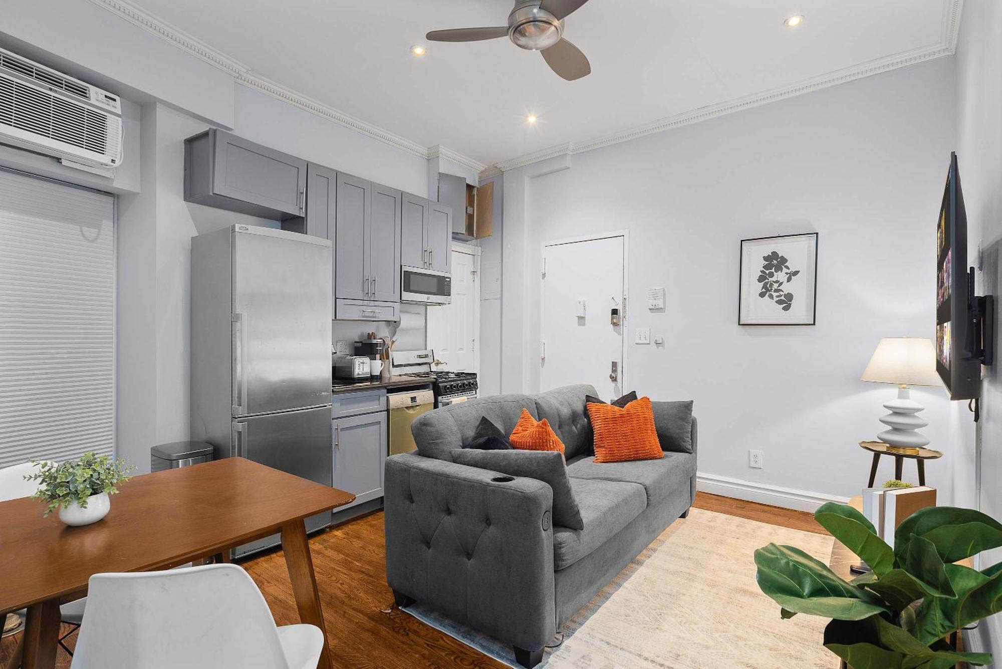 Trendy Nolita With Eclectic Style * New York
