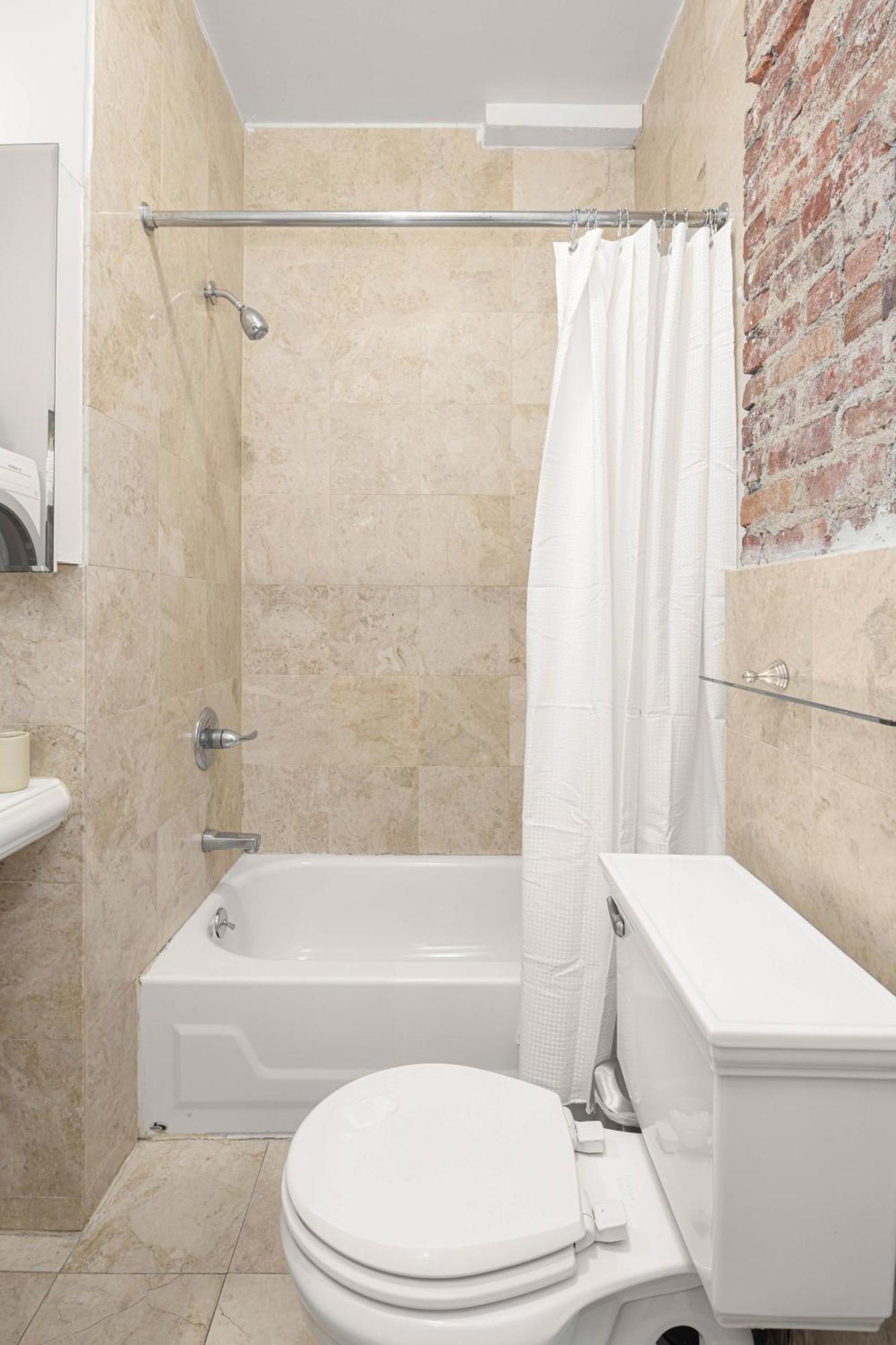 Apartment Trendy Nolita With Eclectic Style New York
